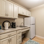 The Seasons@Alexandria (Assisted Living) apartment kitchen