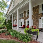 Image of Brown Deer Place (2)