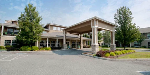 Wenatchee Senior Living by Cogir senior living community offering independent living, assisted living, and respite care in Wenatchee, WA, front exterior