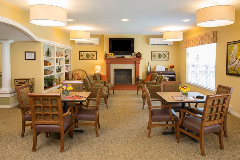 Image of Benchmark Senior Living at Nashua Crossing (6)