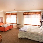 Image of Colonial Gardens Memory Care (9)