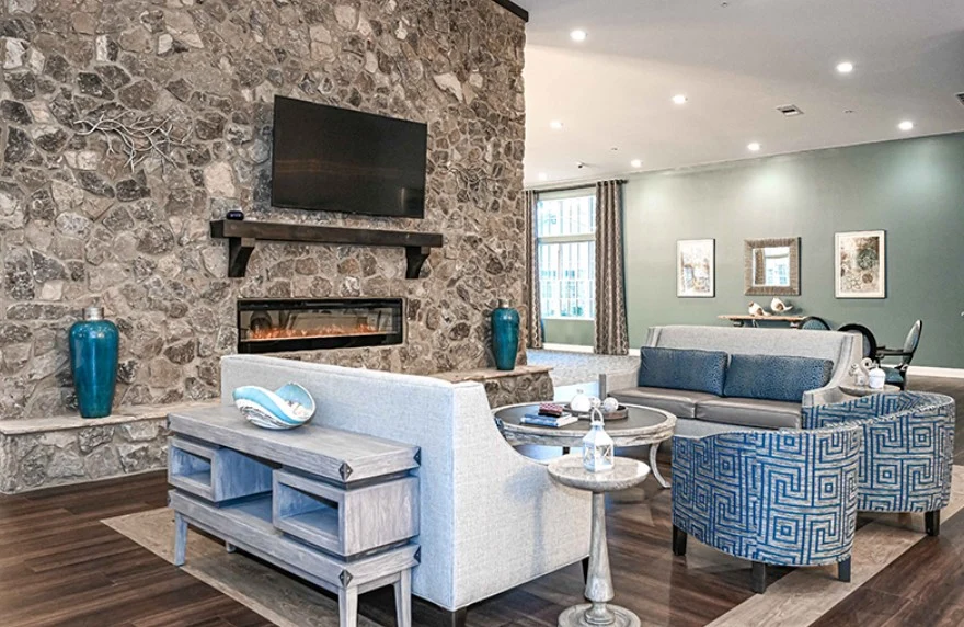 Image of Manor Lake Hiram (4)