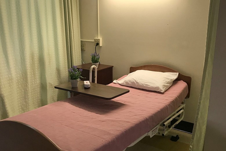 Image of Golden Modesto Care Center (3)
