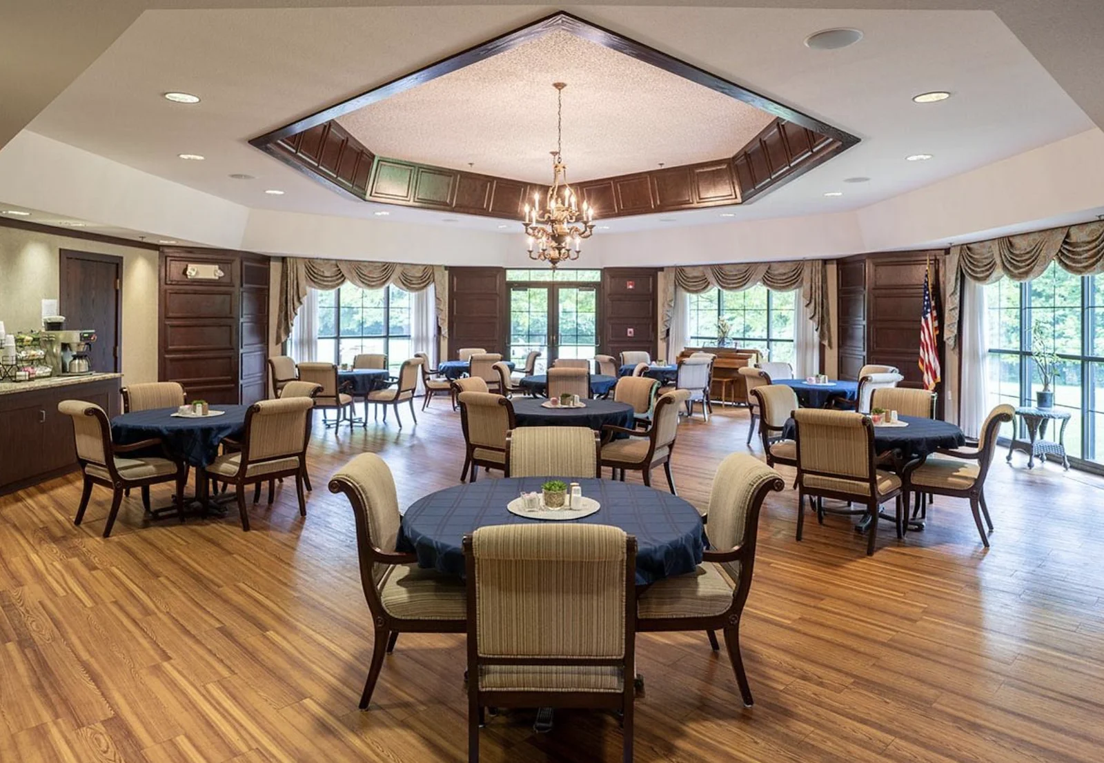 Image of Creekside Independent Living at Wolf Creek (3)