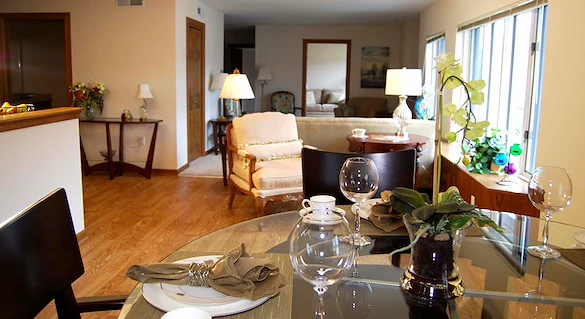 Avina of Milwaukee assisted living and independent living in Milwaukee, WI, spacious apartment
