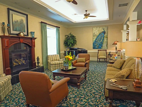 Image of Benton House of Grayson (5)
