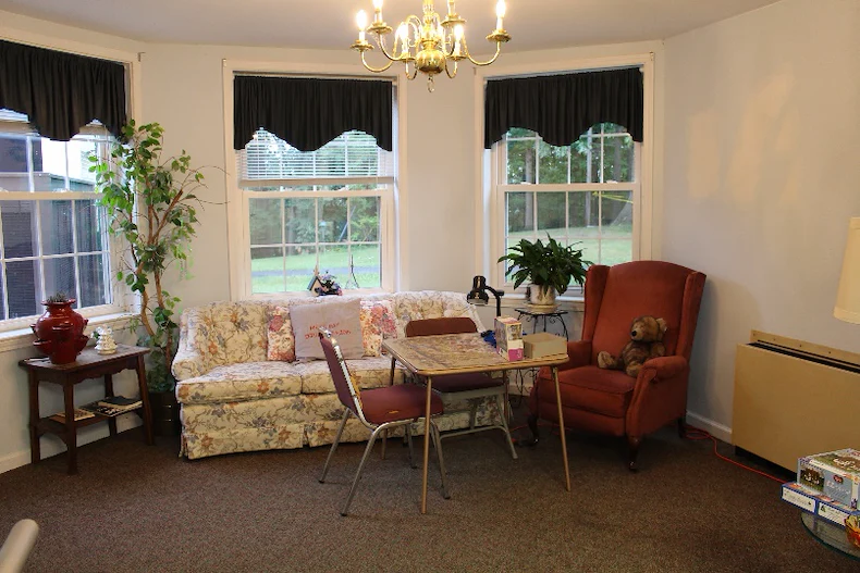 Image of Helen Purcell Home (9)