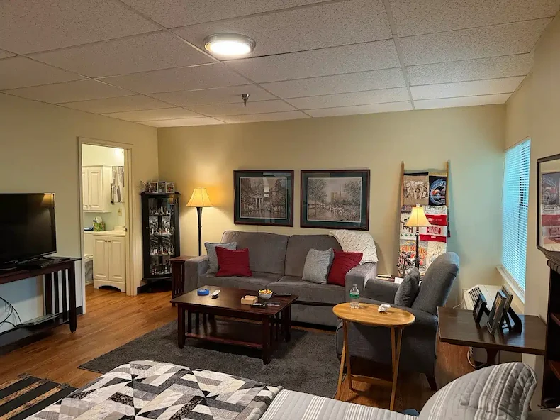 Image of Hickory Valley Retirement (8)