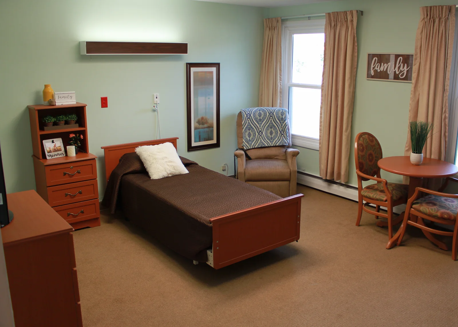 Image of Maple Manor Village Independent & Assisted Living Apts (5)