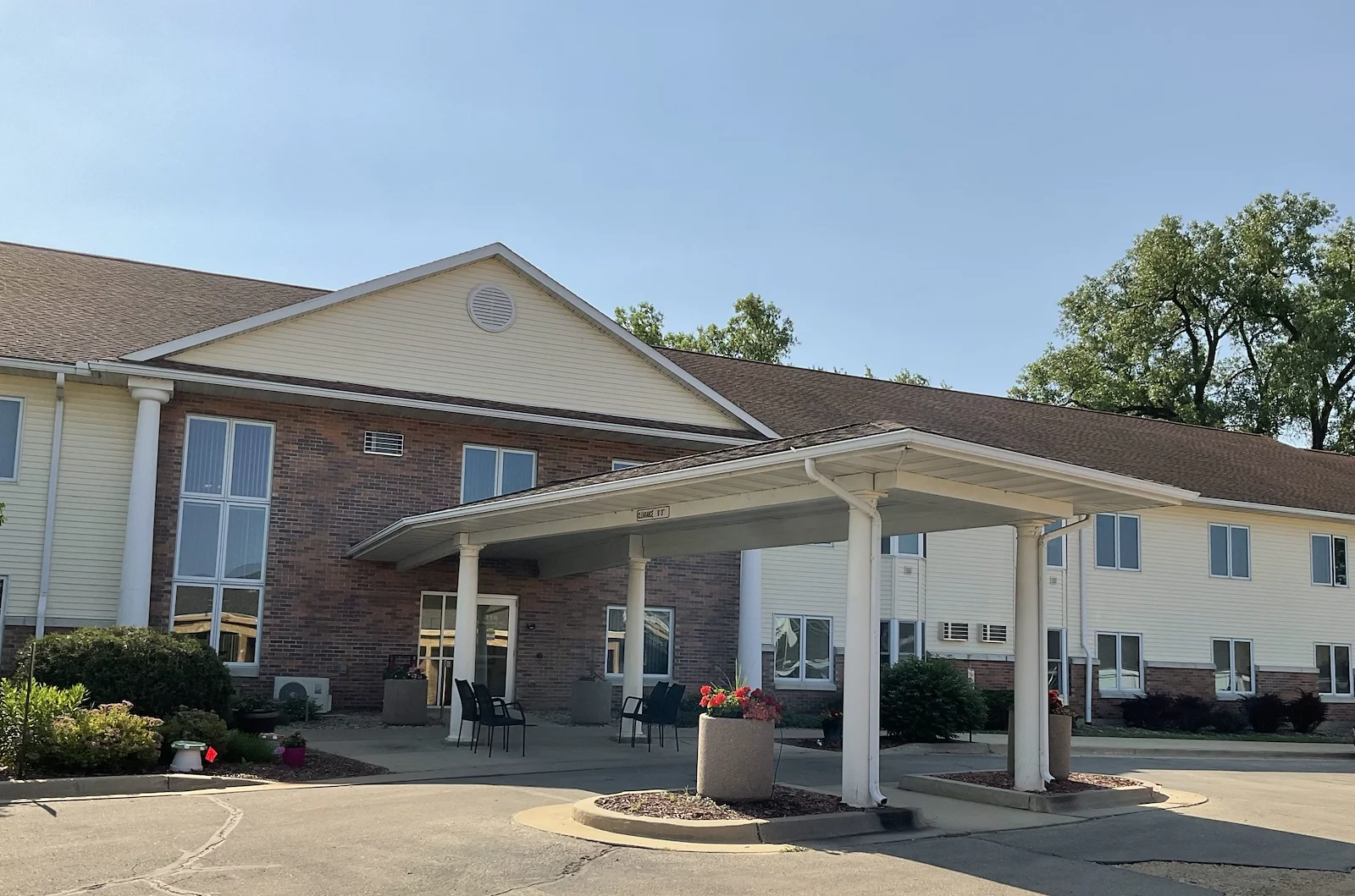 Image of Parkview Apartments (1)