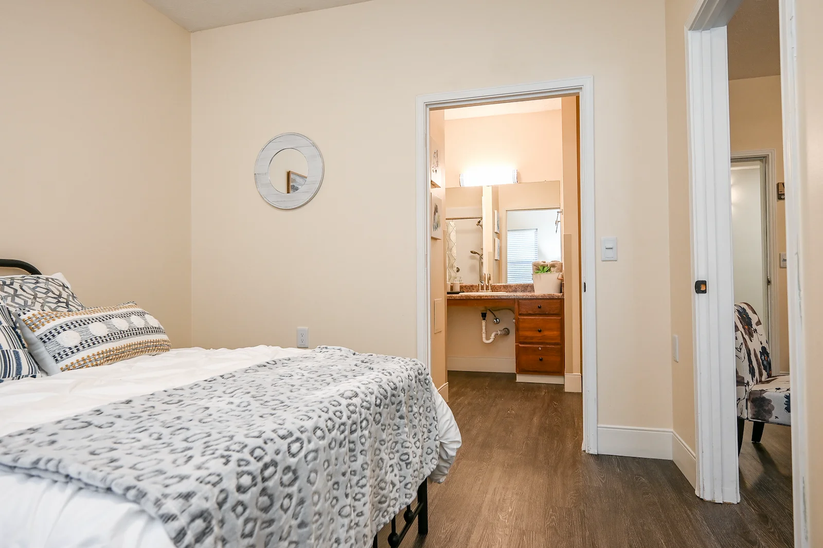 Charter Senior Living of Cleveland apartment bedroom and bathroom