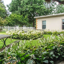 Image of Perkins Country Manor (3)