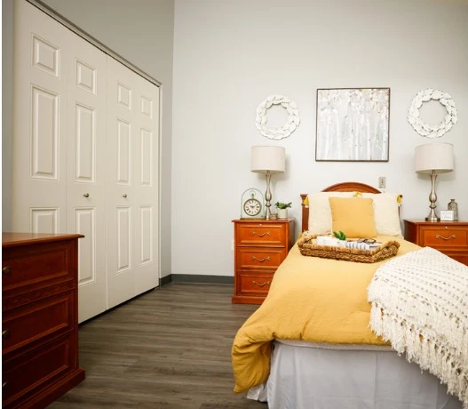 Image of Parkside Manor (5)