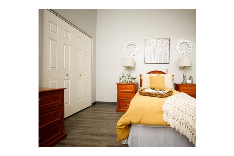 Image of Parkside Manor (5)