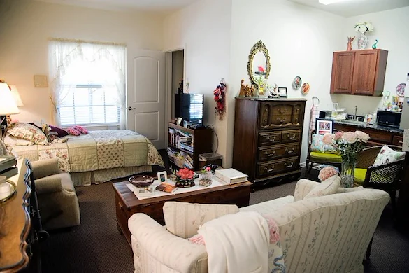 Image of Mayberry Gardens - Garland (4)