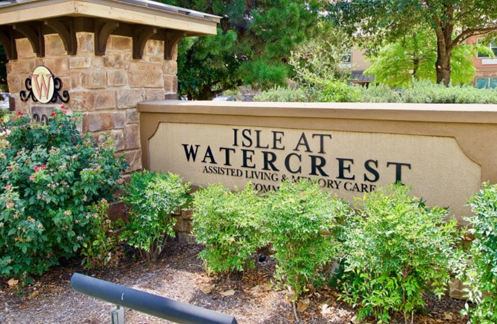 Image of Isle at Watercrest Mansfield (1)