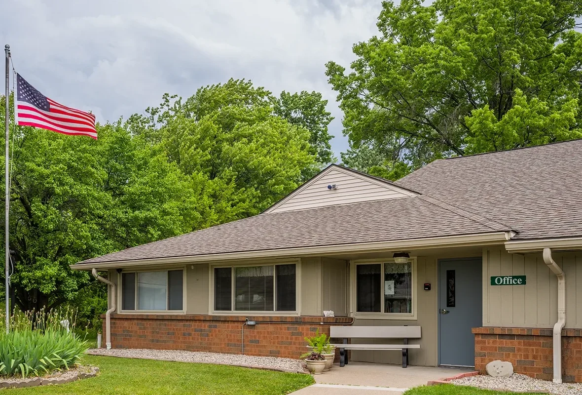 Image of Luther Grove (2)