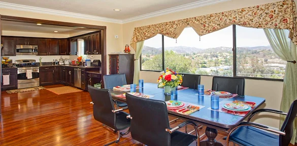 Image of Champine Manor (3)