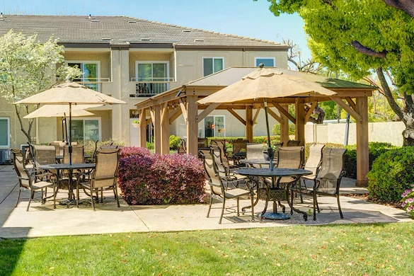 Image of The Oaks at Inglewood (10)