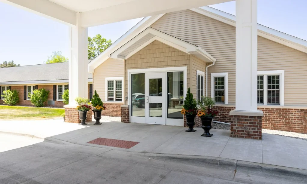 Image of Commonwealth Senior Living at Grand Rapids (1)