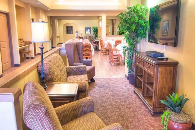 Image of Lake View Terrace Memory Care Residence (7)