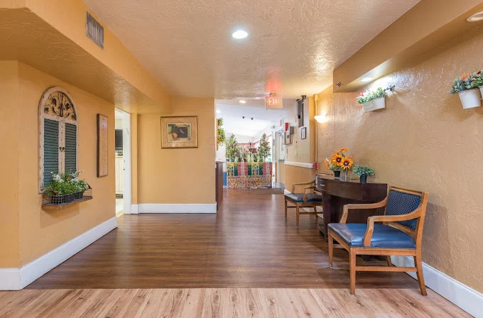 Image of Colonial at Miami (4)