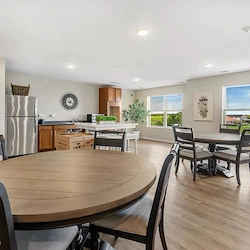 Image of Deville Manor Senior Living (3)