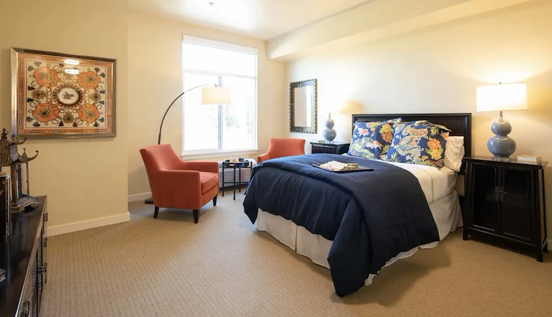 Image of Aegis Living Shoreline (7)