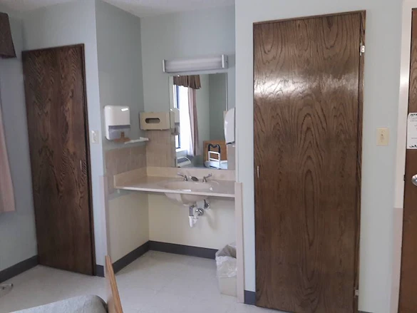 Image of Carriage Square Rehab And Healthcare Center (3)