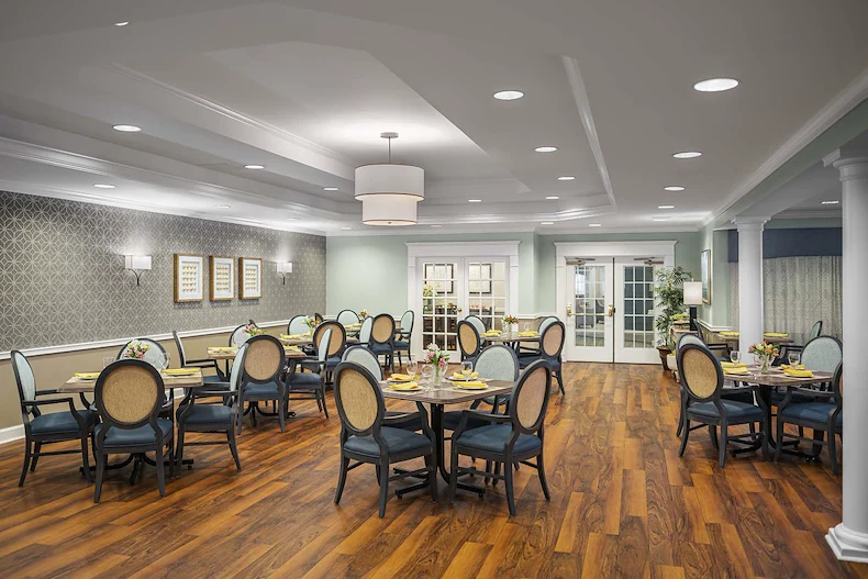 Image of The Colonnade at Northdale (5)