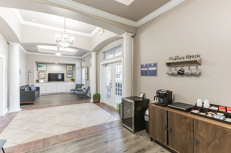 Image of Gateway Village (7)