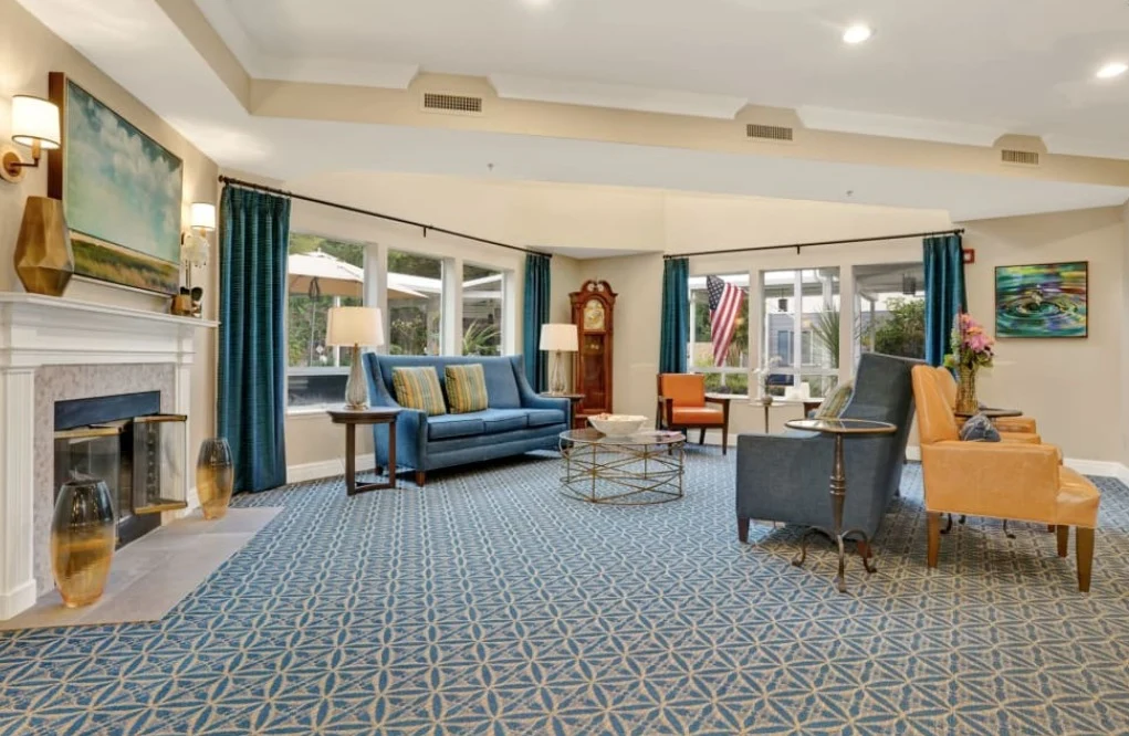 Image of Mountlake Terrace Plaza (7)