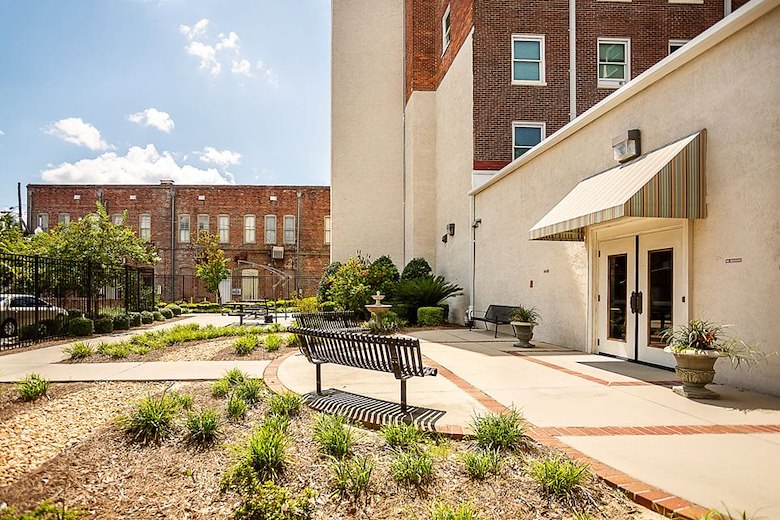 Image of Ashley House Apartments (6)