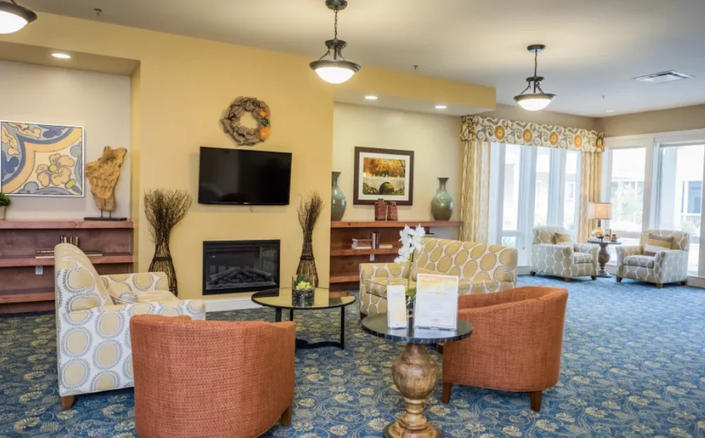 Clear Creek Senior Memory Care in Fayetteville, AR living room