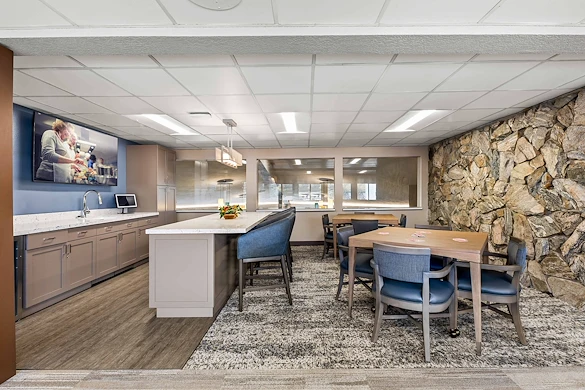 Image of Harrison Regent (9)