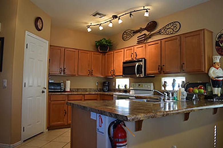 Image of A Paradise for Parents - 164th Lane (4)