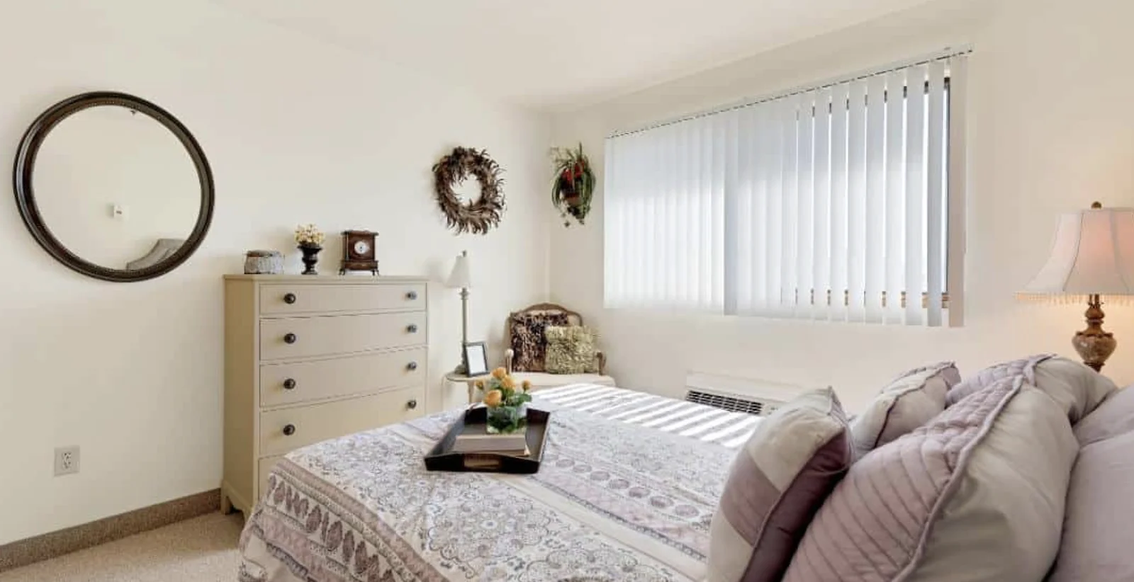 Image of Royal Columbian Retirement Inn (7)