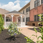 Image of Spring Oak at Vineland (9)