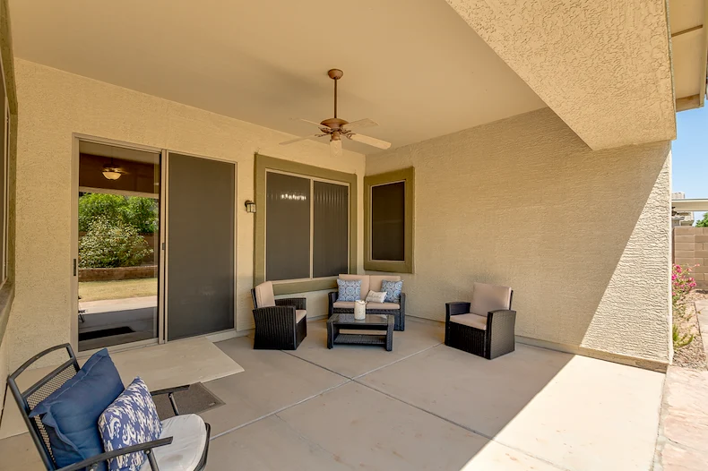 Image of Alder Leaf at Summit Shadows (8)