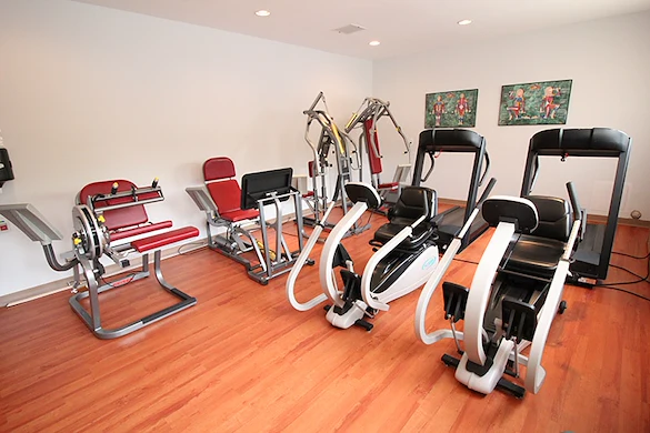 Image of The Village of Oakland Woods (6)