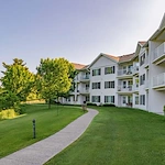 Image of Holiday Bluebird Estates (2)