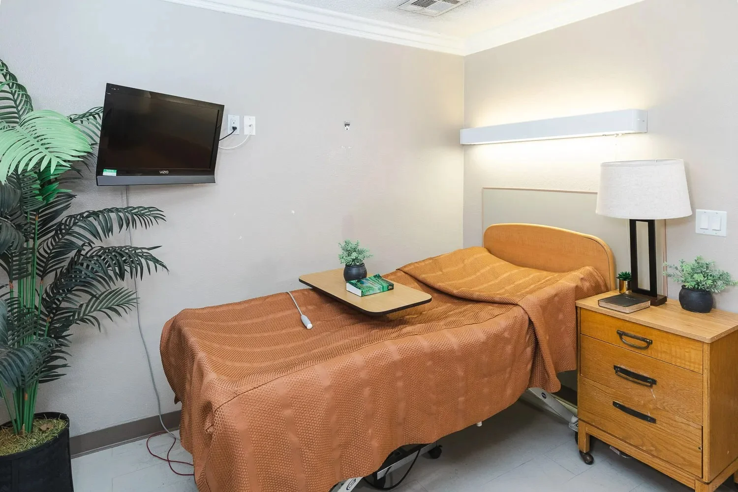 Image of Arrowhead Springs Healthcare Center (6)