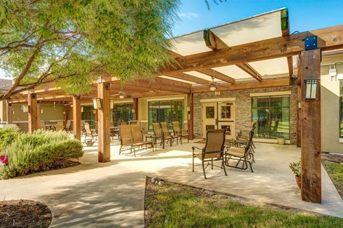 Image of The Auberge at Benbrook Lake (3)