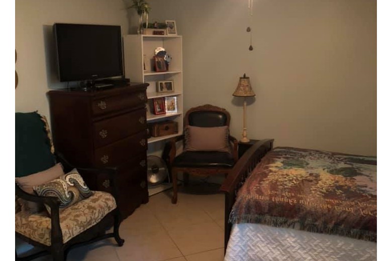Image of Holland Place Senior Living (2)