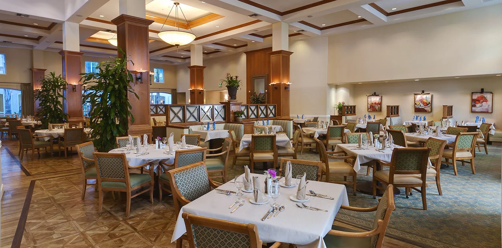 Image of The Village at Sherman Oaks (9)