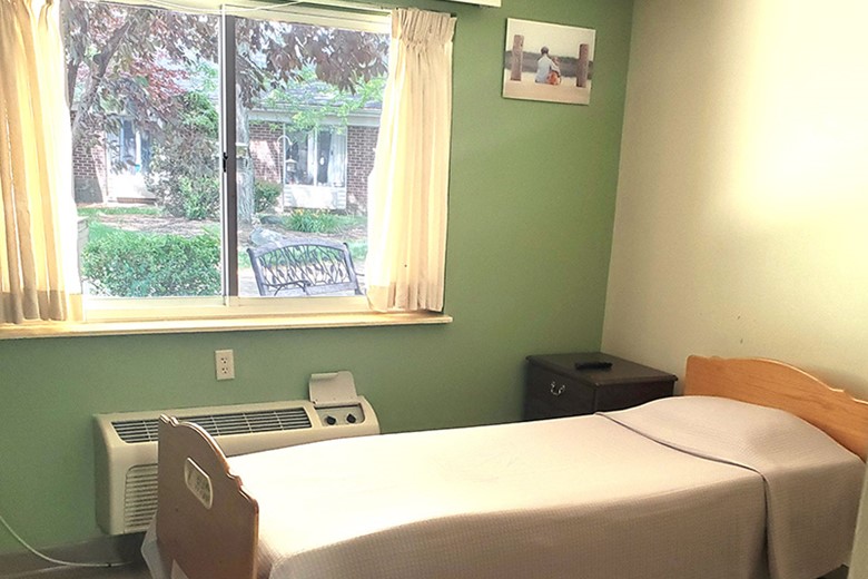 Image of Maple Gardens Rehabilitiation And Nursing Center (5)
