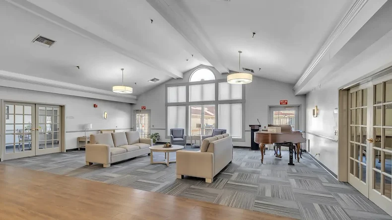 Image of Moweaqua Rehabilitation & Health Care Center (2)