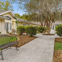 Image of Pinewood Square (2)