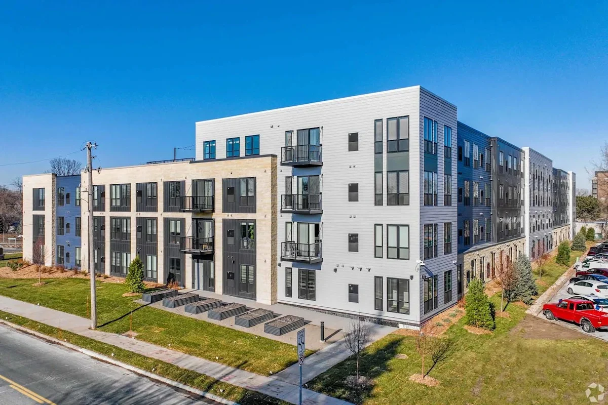 Image of Forty-Forty Flats (1)