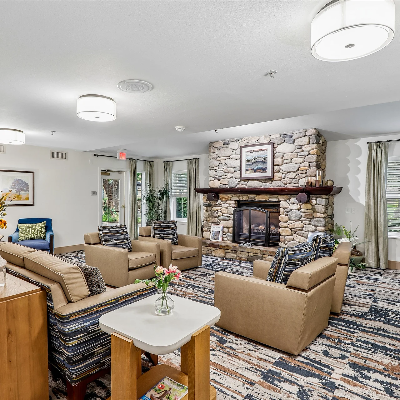 Image of Pine Oaks Senior Living (3)